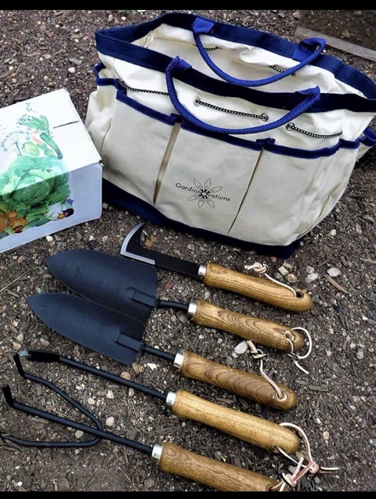 Garden Tool Set NEW 6 Piece/5-Tools Plus 1 Bag With Pockets A Gardner’s Dream!