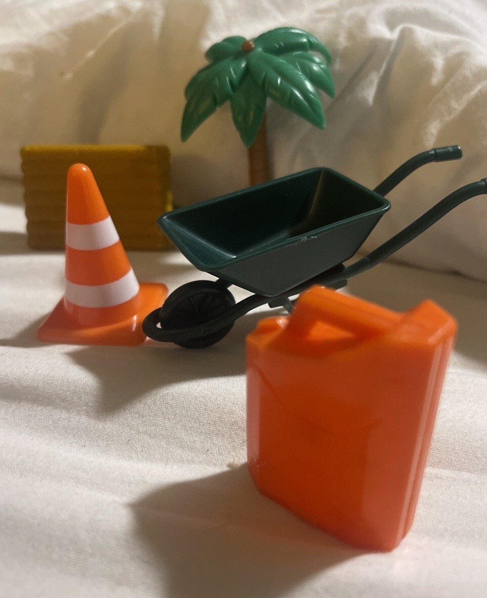 Toys Plastic yard accessories 10