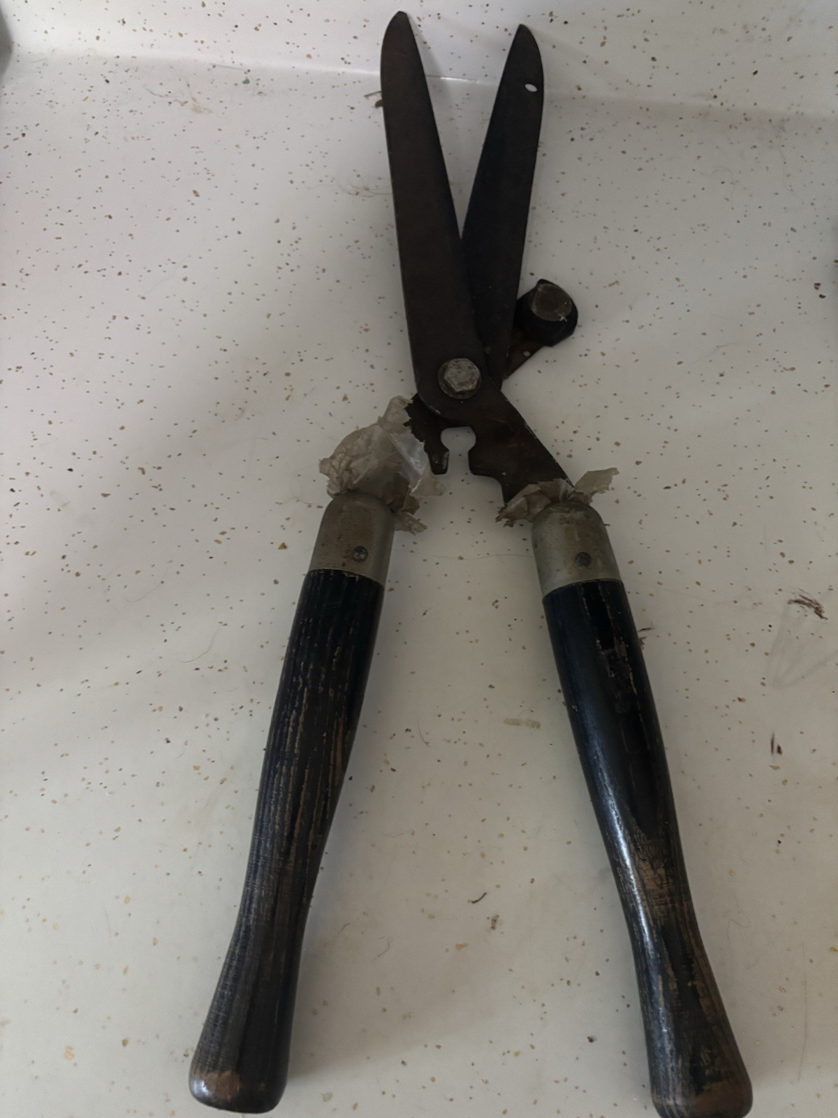 Two pair Vintage glass clippers one with and one on branded