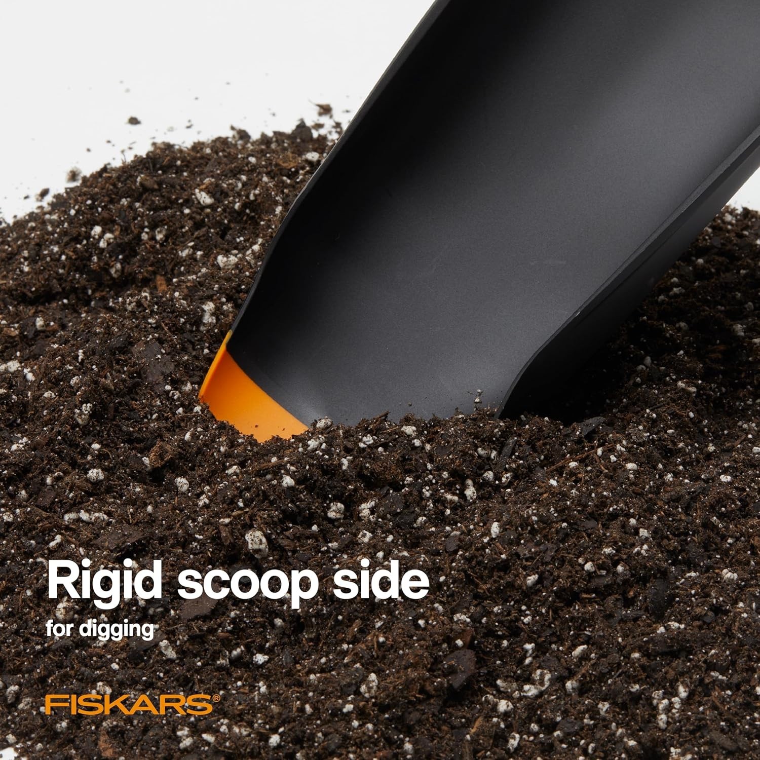 Fiskars Soil Scoop & Brush Set Dual-Sided Indoor Gardening