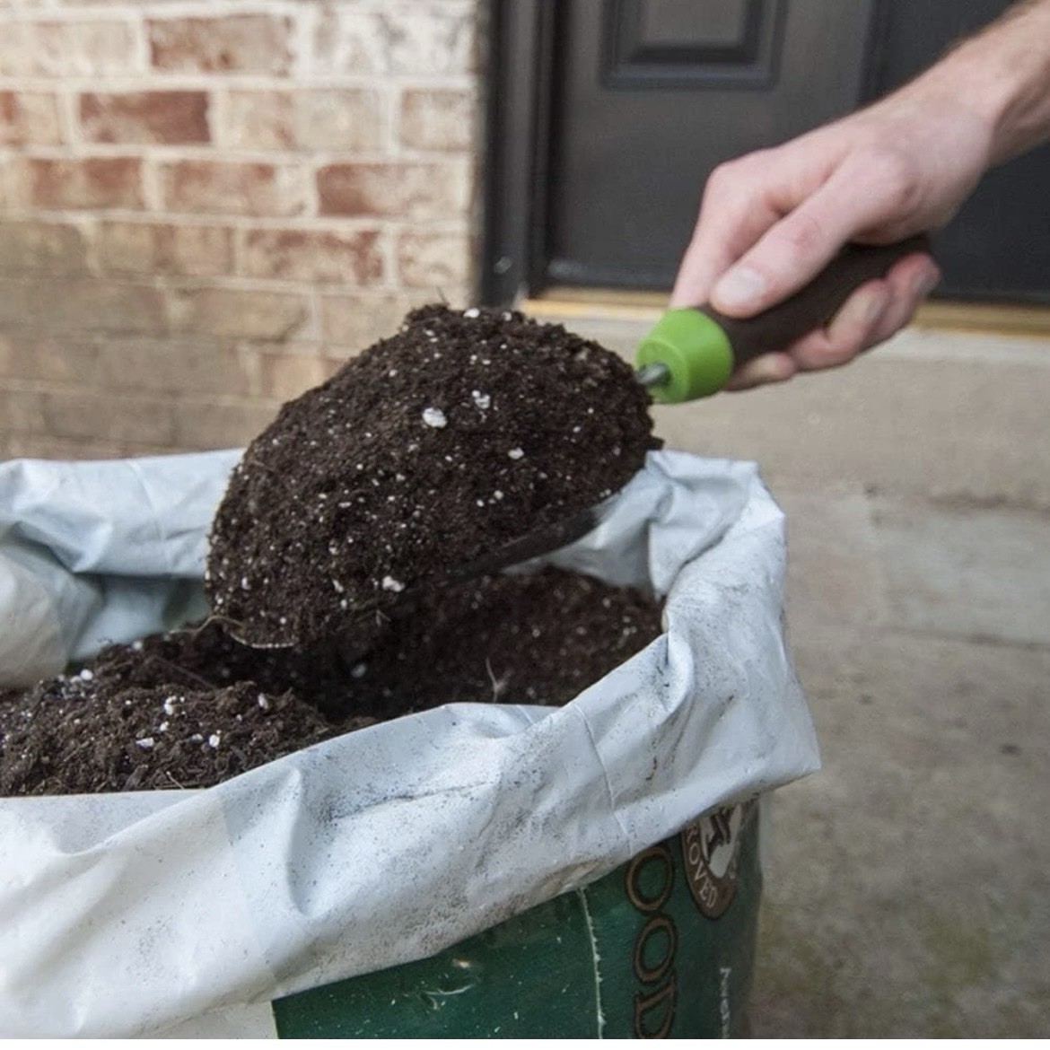 Ames 5.3 in. Handle Ergo Gel Grip Garden Trowel Scoop 2445400