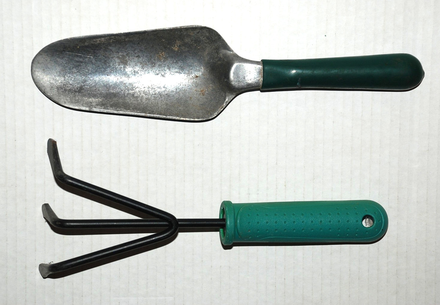 Gardening Tools Pruners Corona 80 True Tempered Green Top Weeding Knife Lot of 8