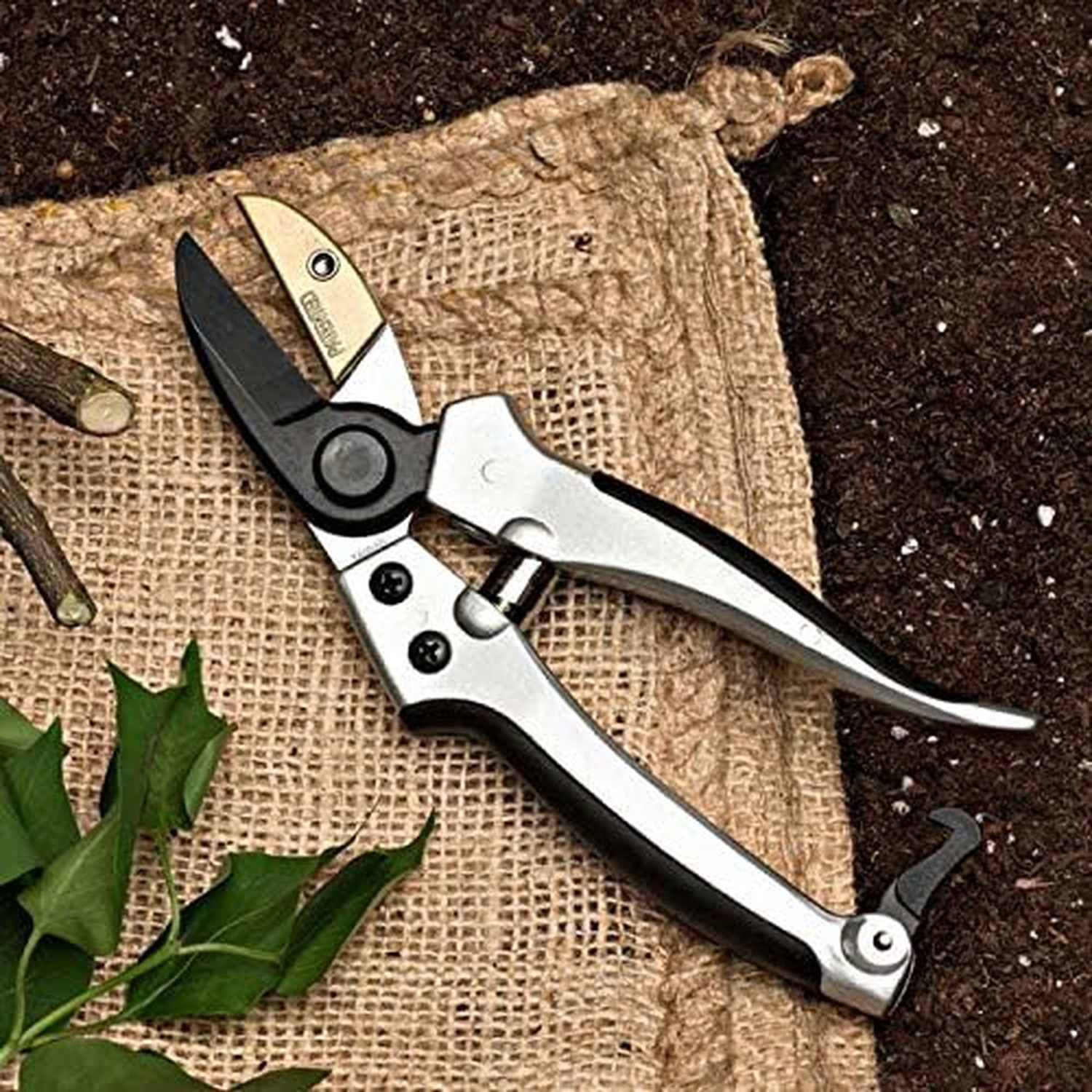 Kings County Tools Hand Gardening and Landscaping Pruner Tool Set | Wet Wood …