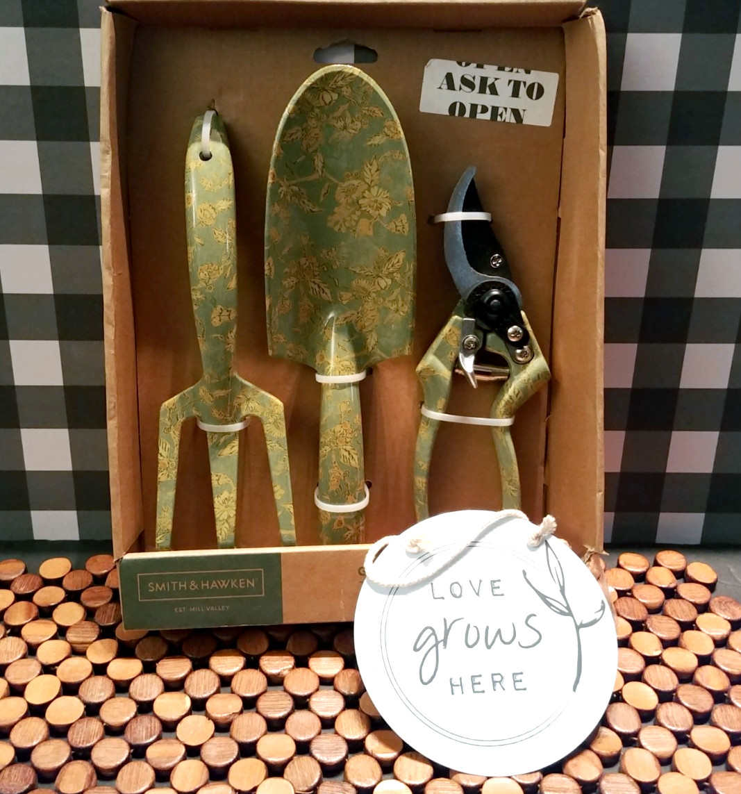 Smith & Hawken 3 Piece Garden Tool Set Fork, Trowel, Snipper Green Floral New