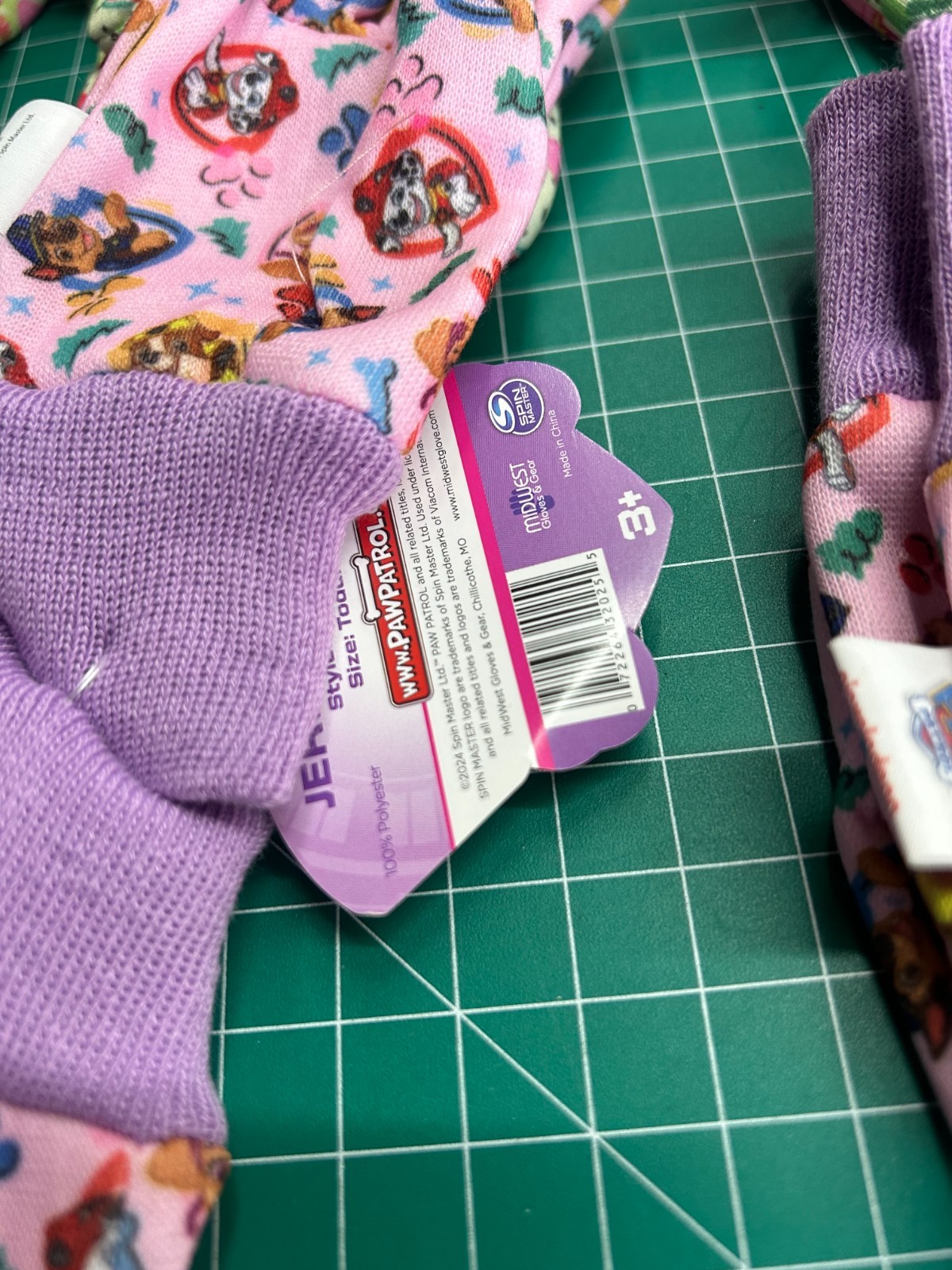 8-pair lot Peppa Pig Kids Jersey Gardening Gloves Midwest TODDLER 3+ Paw Patrol