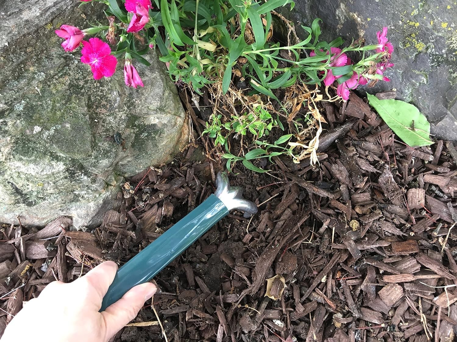 Innovative Trake Trowel & Rake Combo – Lightweight, Durable – Ideal for Planting