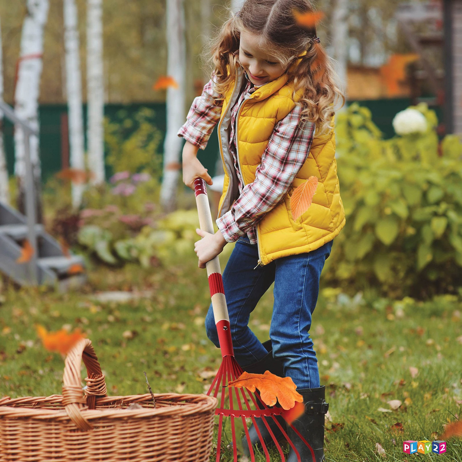 Kids Garden Tool Set Toy 4-Piece – Shovel, Rake, Hoe, Leaf Rake, Wooden Garde…