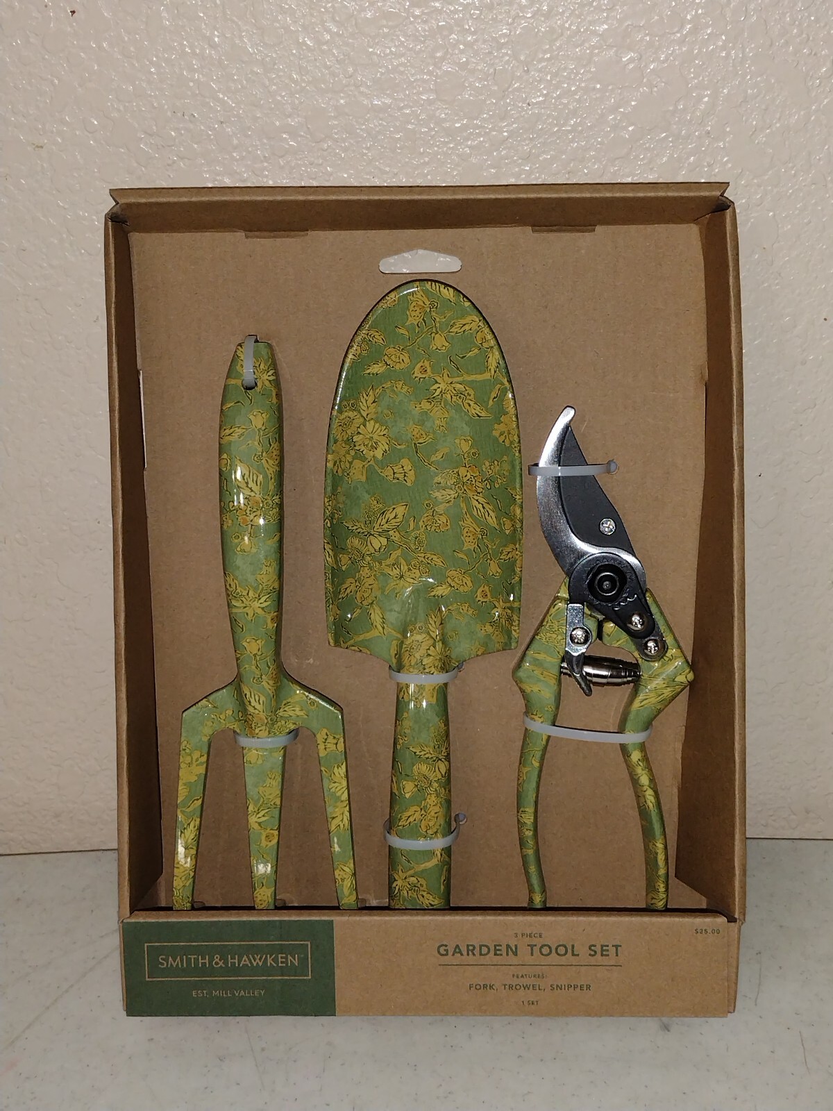 SMITH & HAWKEN GARDEN TOOL SET ALUMINUM PRUNER CULTIVATOR TROWEL GREEN FLORAL
