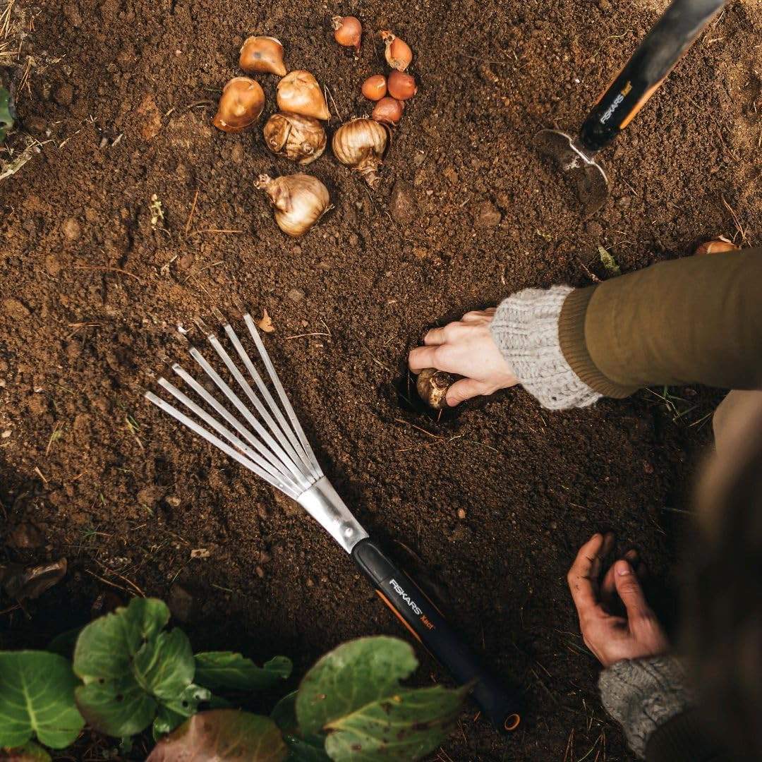 Xact Hand Rake, Heavy Duty Gardening Hand Tool with Ergonomic Handle and Hanging