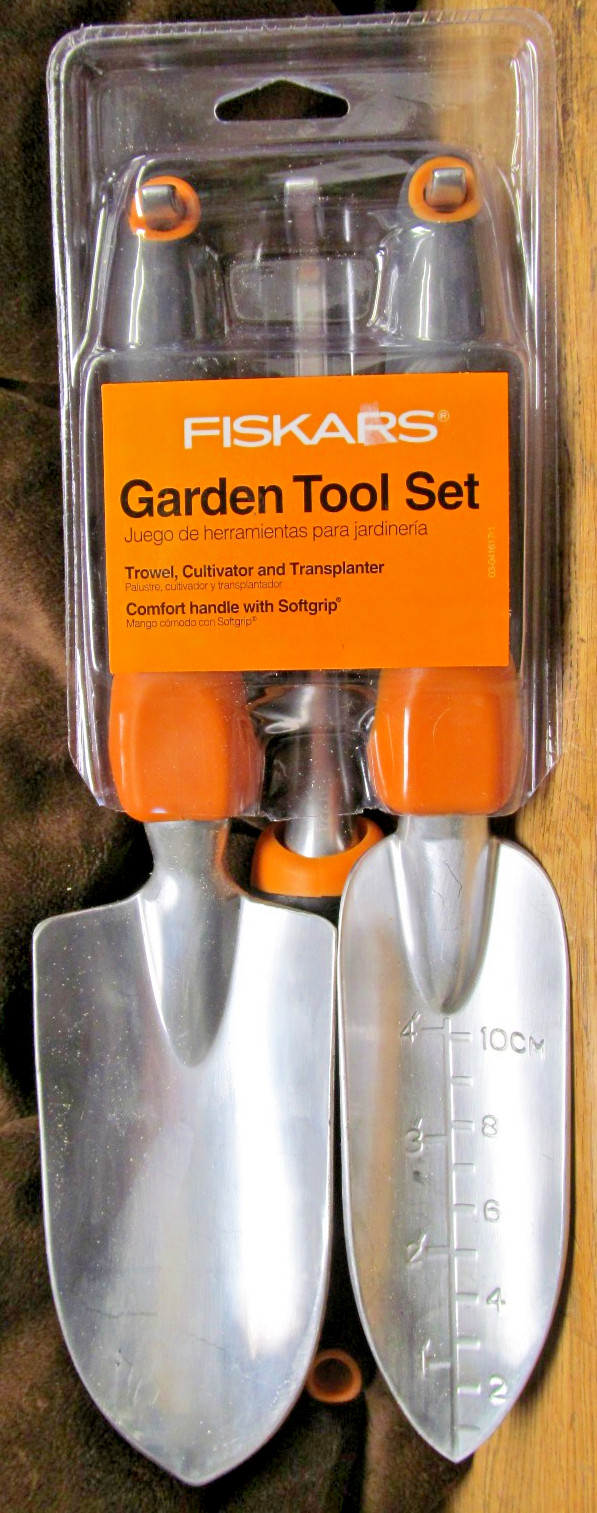 NEW FISKARS ERGO 3PC GARDEN TOOL SET METAL COMFORT GRIP HANDLES 384490 FREE SHIP