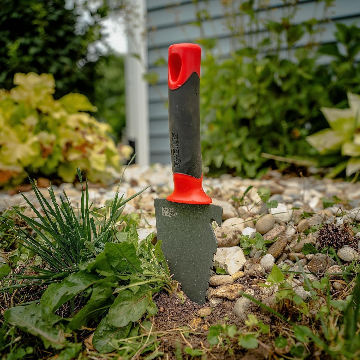 Red Root Slayer Trowel – Heavy-Duty with Integrated Twine Cutter/Bottle Opener