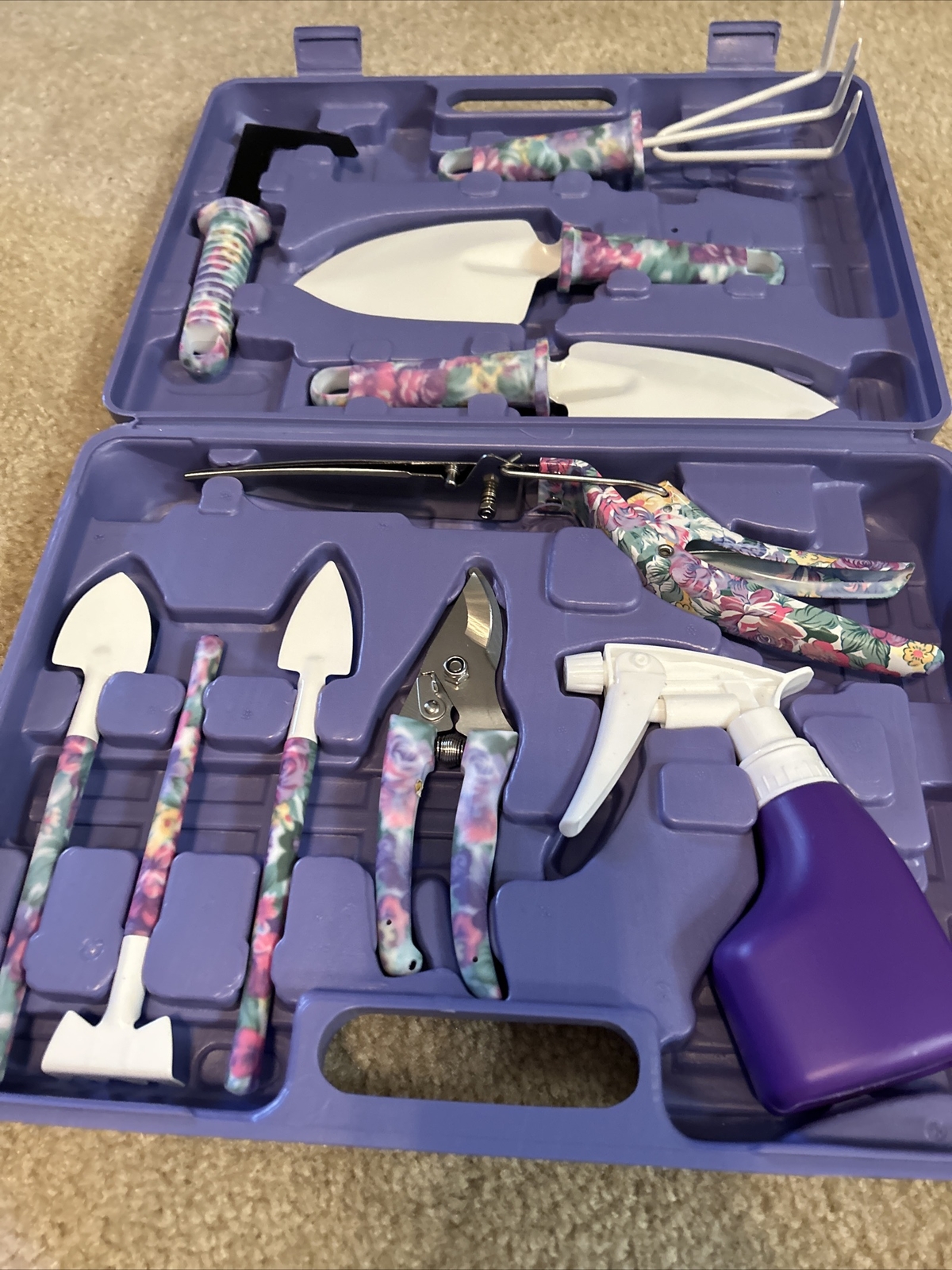 10pc Outdoors Nifty Gardening Tool Set Hand Tools w/ Carrying Case, Brand New!