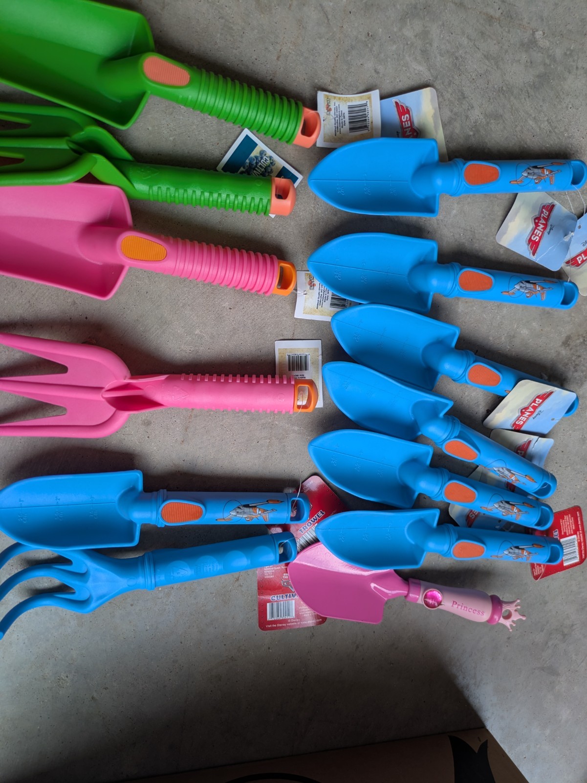 Lot Of 13 New Midwest Glove Kids Garden Trowel Cultivator Disney Princess Plane