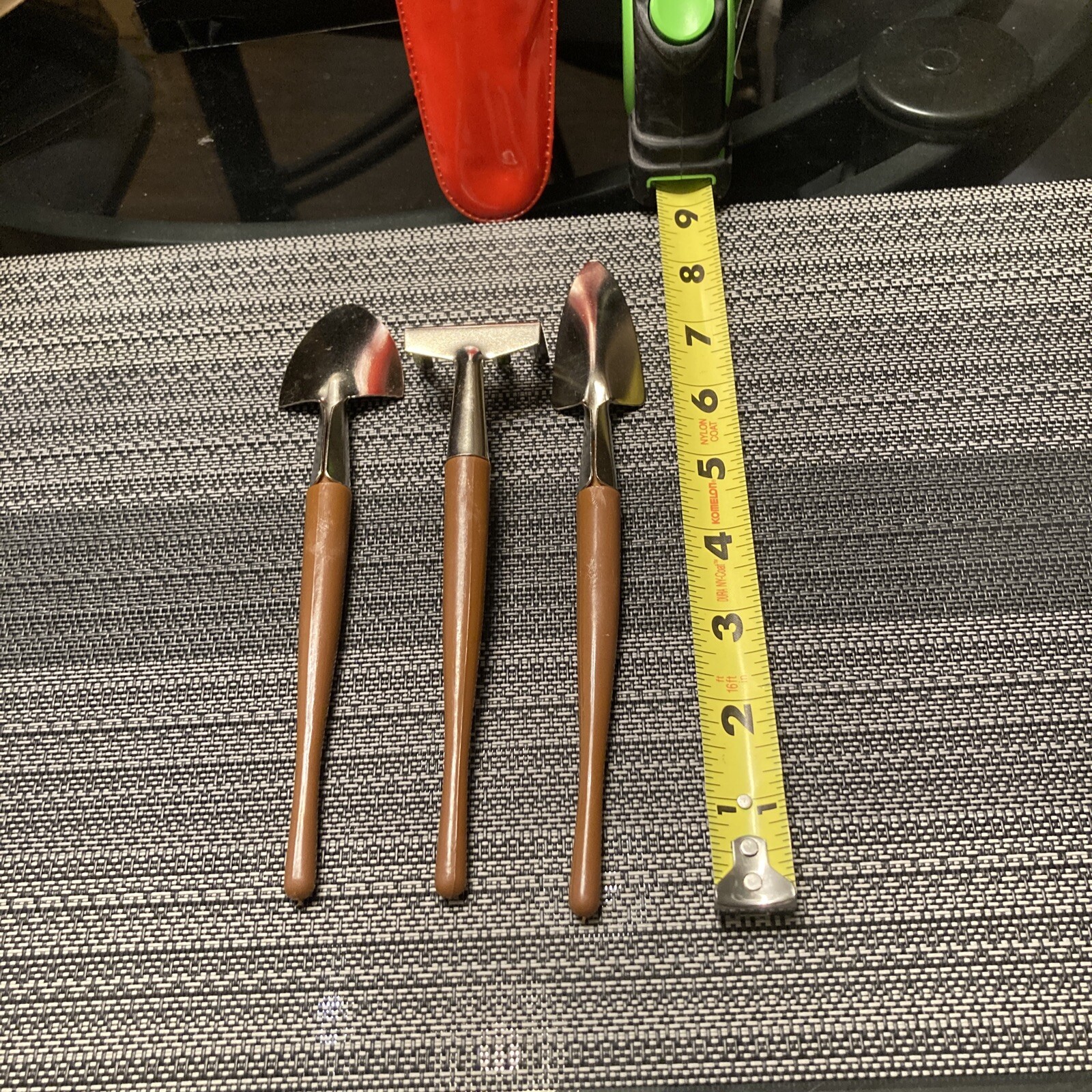 VINTAGE MINIATURE GARDENING TOOLS – Rake, Shovel, Spade – small mini littles Wow