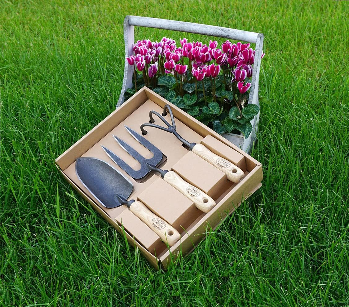 3-Piece Tool Gift Set with 3-Tine Cultivator, Forged Trowel and Forged Hand Fork