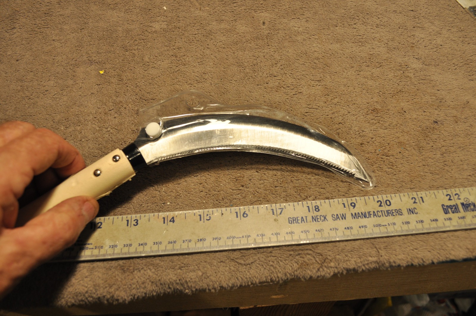 Chinese Hooked Garden Harvesting Tool, New never used, see pictures
