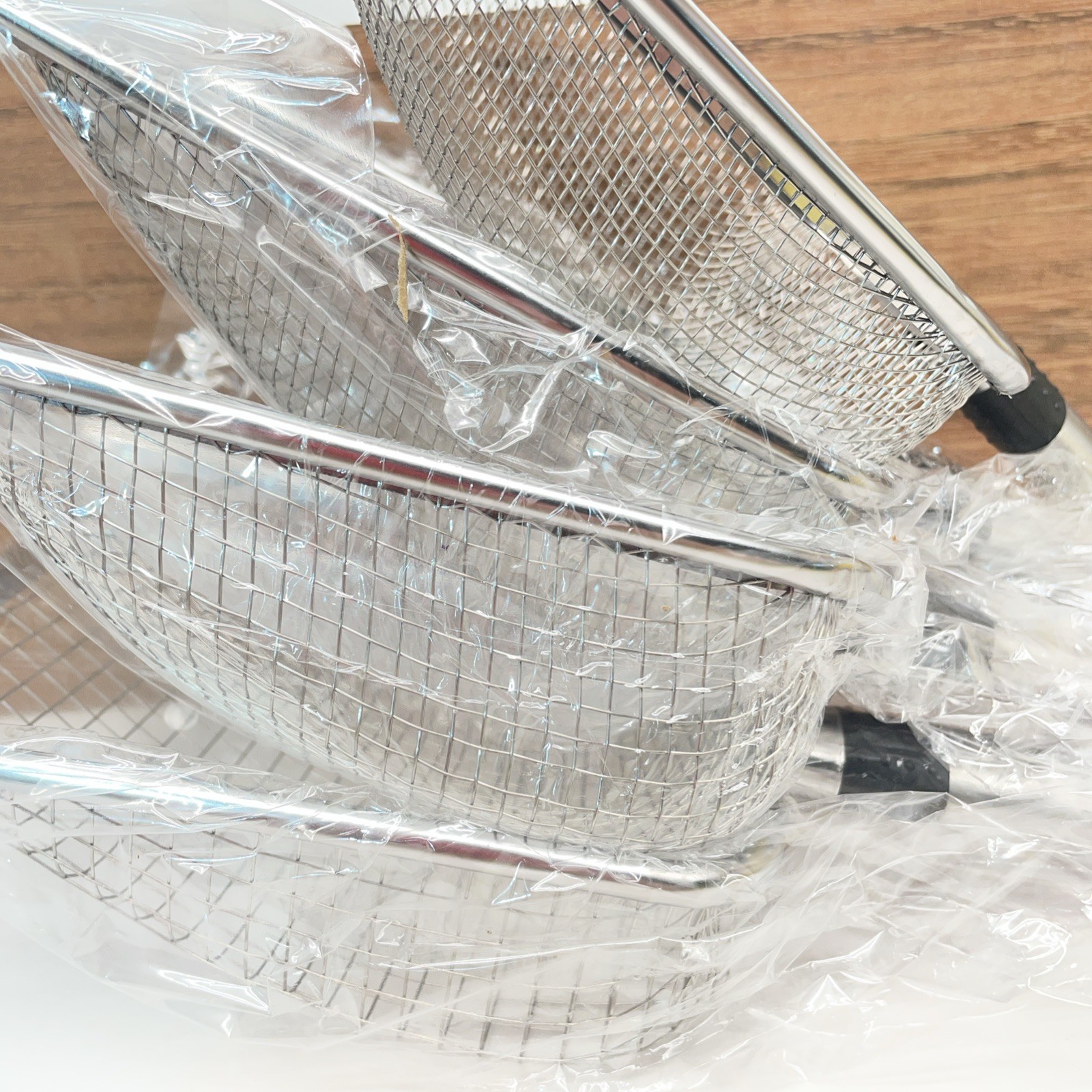 4 PCS 2-in-1 Gardening Soil Sifter Set with 2-5mm Mesh, Garden Sieve & Shovel