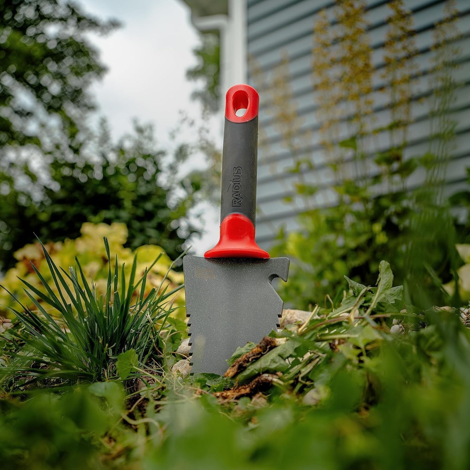 Root Slayer Trowel in Red – Essential Tool with Twine Cutter & Bottle Opener