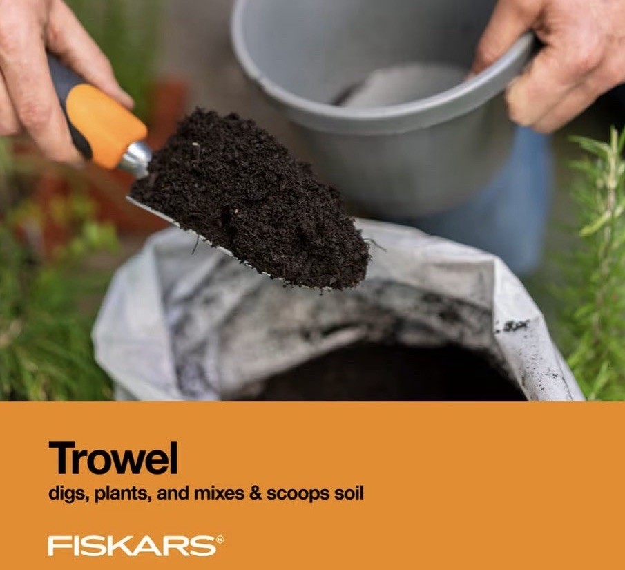 Fiskars 3-Piece Ergo Garden Hand Tool Set Trowel Transplanter Cultivator New