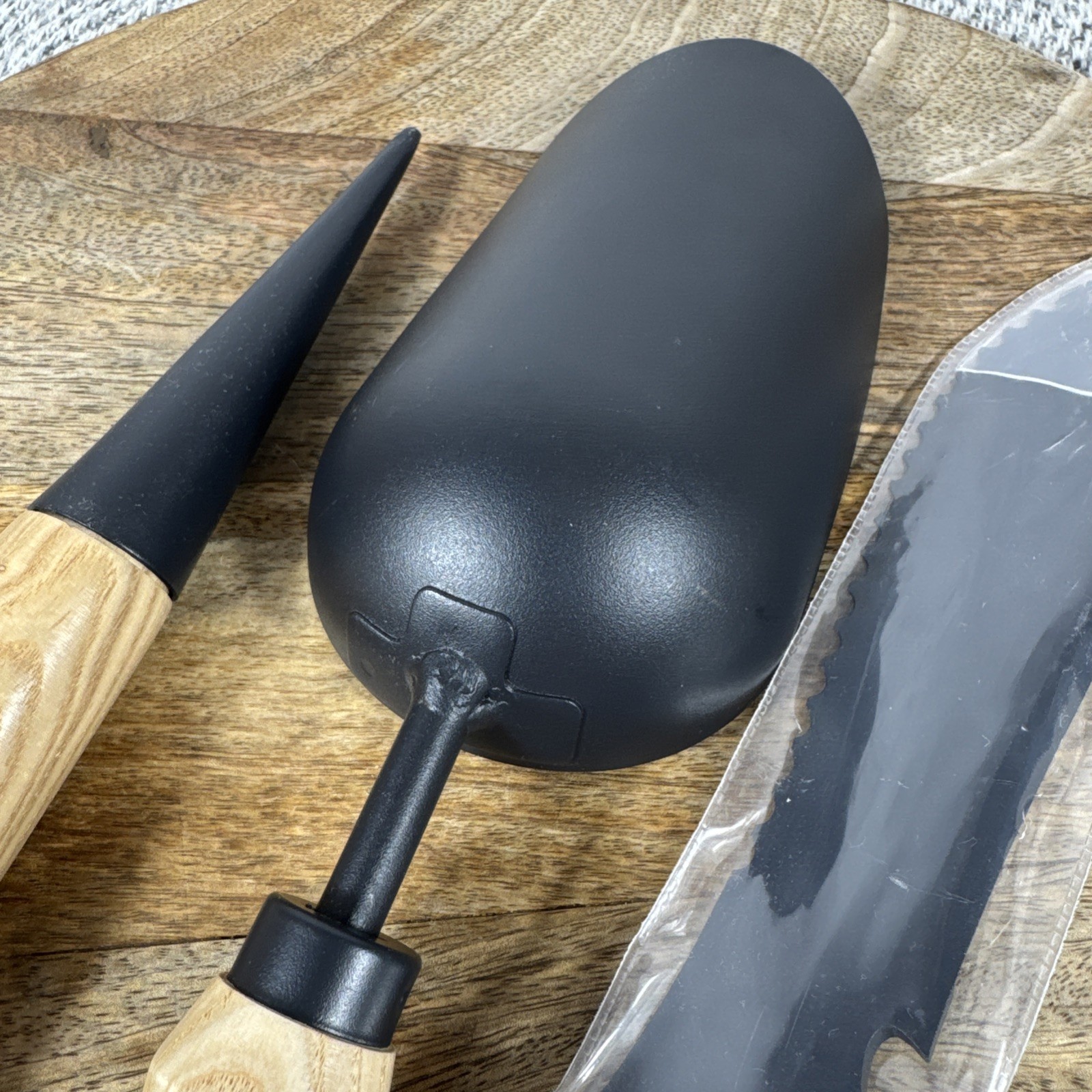 Threshold Garden Tool Set – 3pc Wood Handle Dibber, Scoop, Hori Hori Knife – NEW