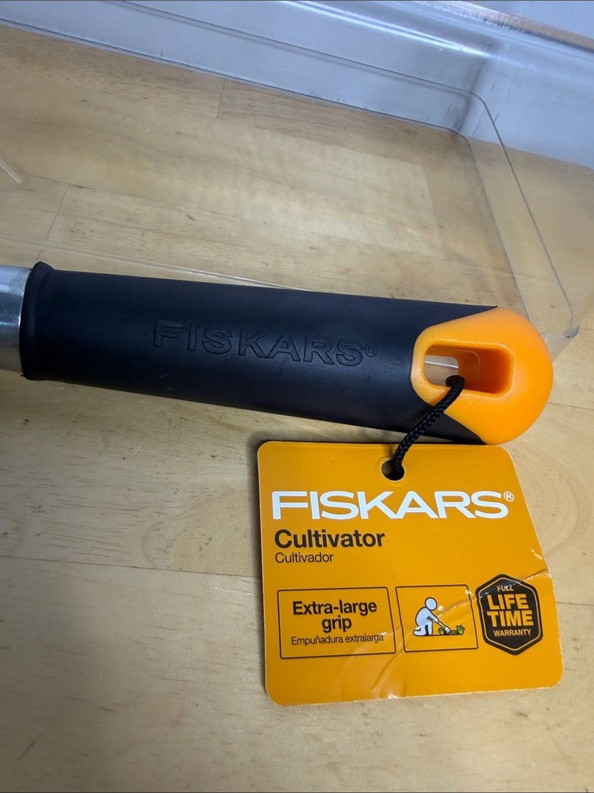Fiskars Hand Cultivator – Black & Orange Extra-Large Grip