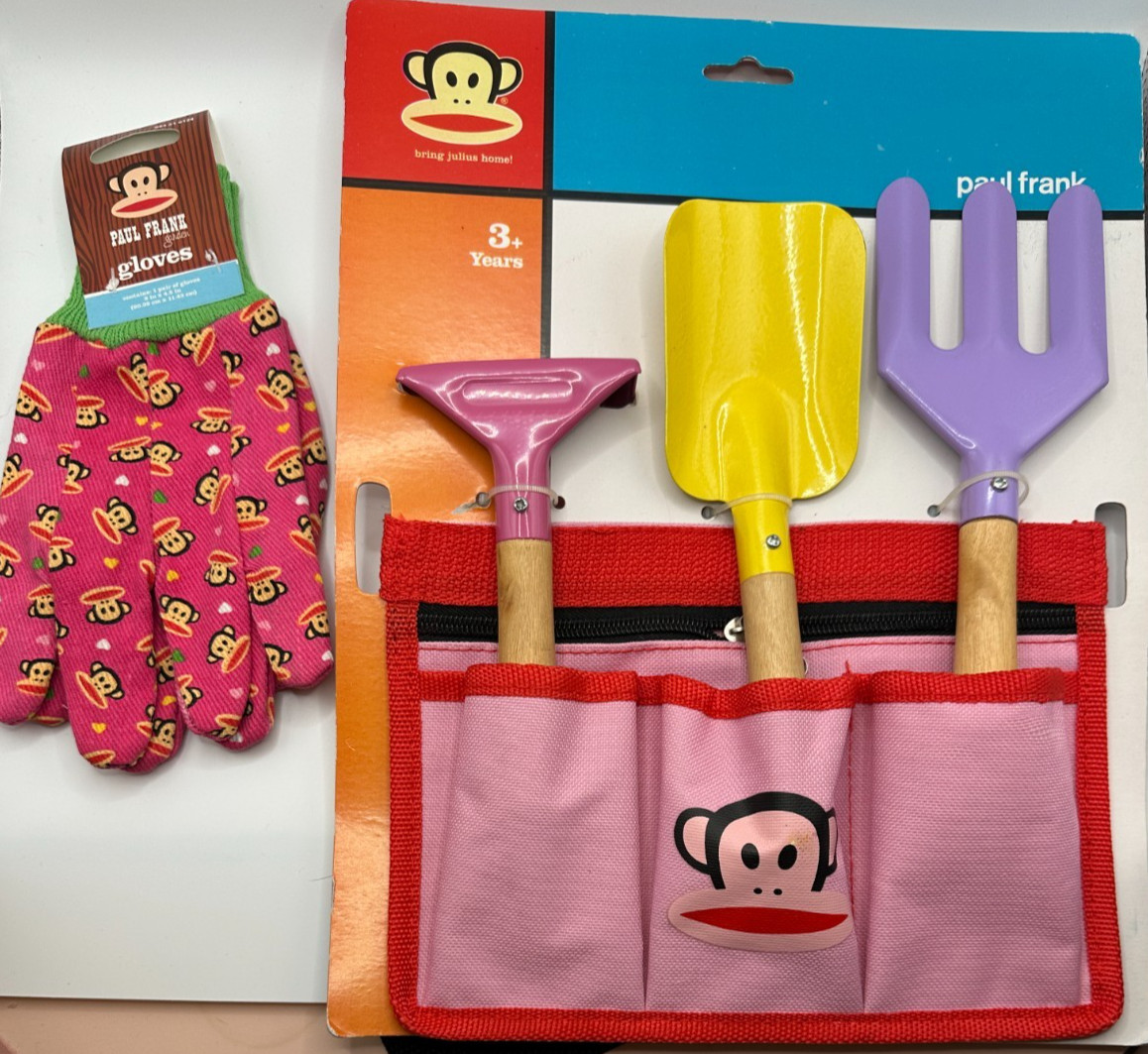 Kids Gardening 4 Play Set Tool Belt Garden Spade Rake Fork Gloves Watering Can