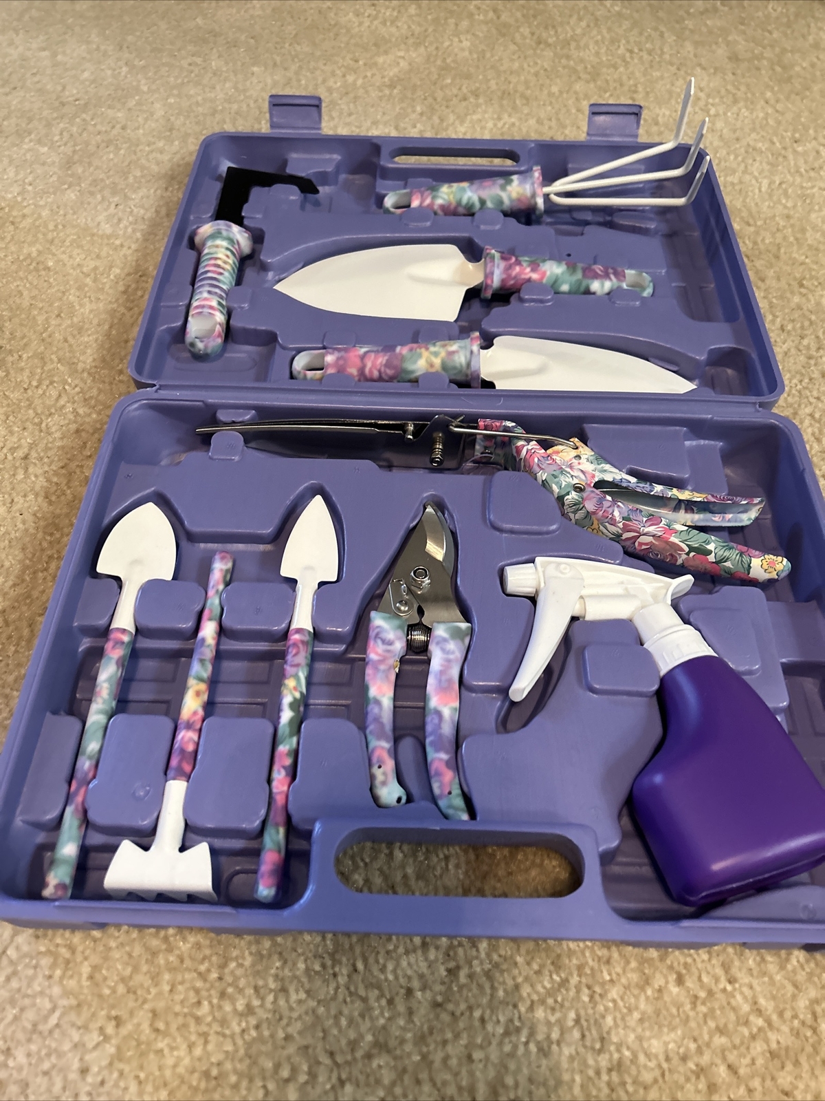 10pc Outdoors Nifty Gardening Tool Set Hand Tools w/ Carrying Case, Brand New!