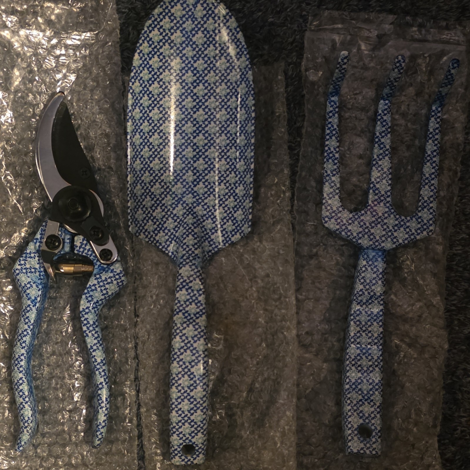 3-Piece Garden Hand Tool Set Pruning Shear, Trowel & Fork Blue/White
