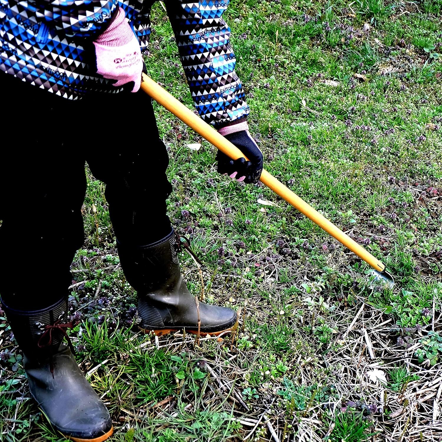 Garden Hoe Long Handle 43″ Heavy Duty Japanese Stainless Steel, Made in JAPAN, D