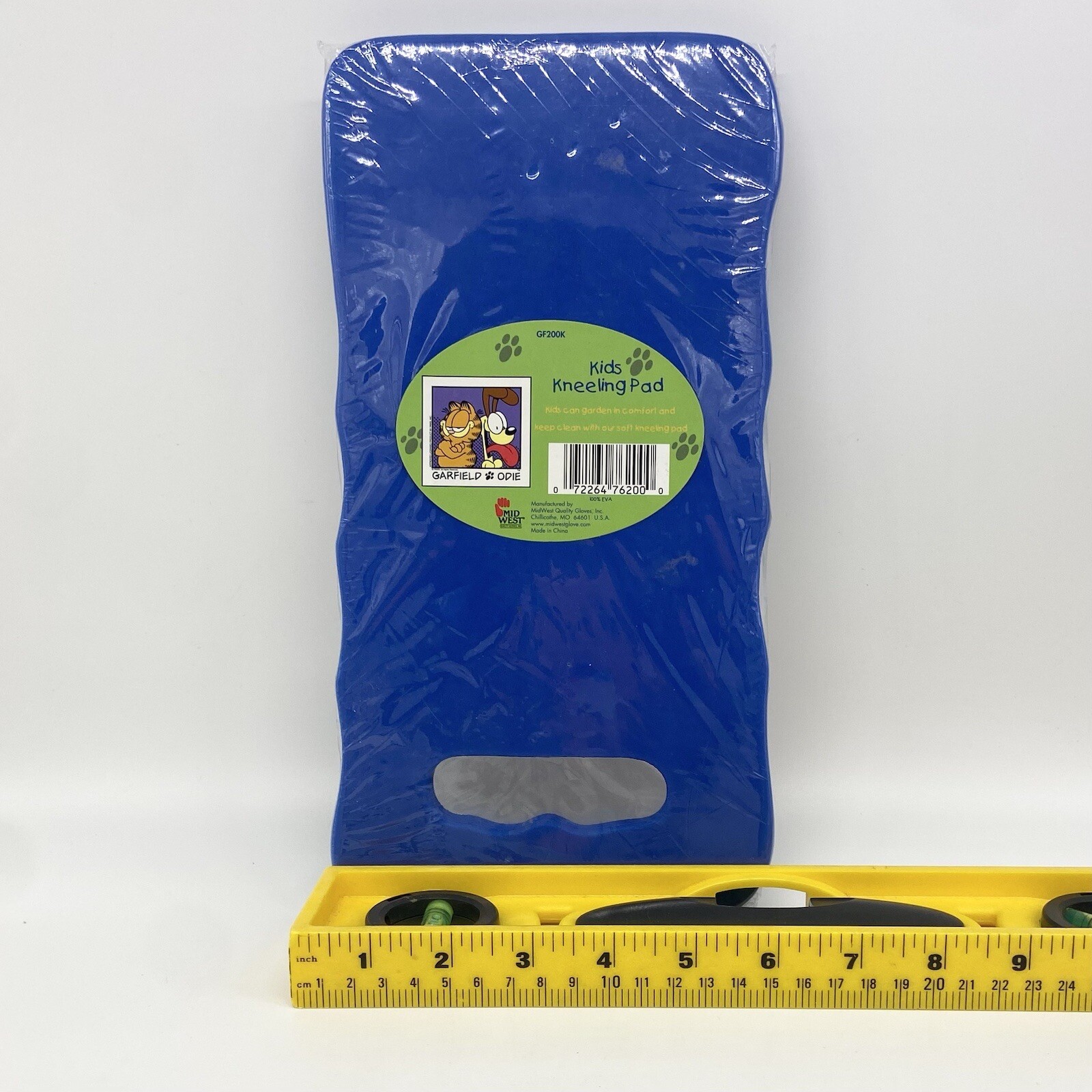 Garfield the Cat And Odie Kid’s Garden Kneeling Pad