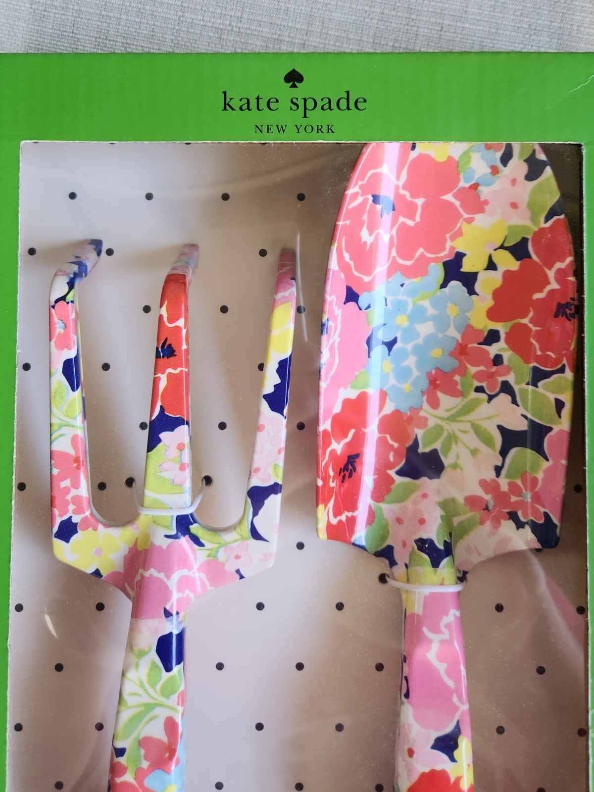 NIB! Kate Spade New York Colorful Sunset Blooms Trident & Trowel Garden Set
