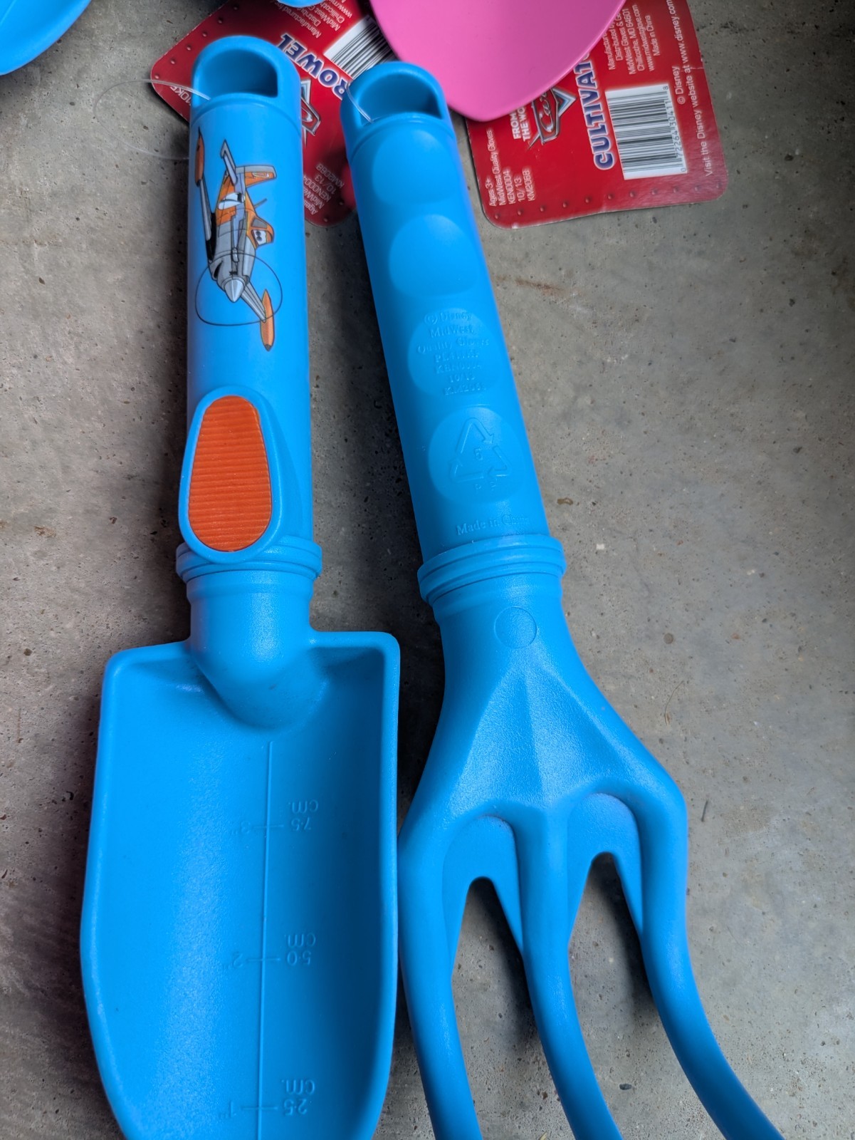 Lot Of 13 New Midwest Glove Kids Garden Trowel Cultivator Disney Princess Plane