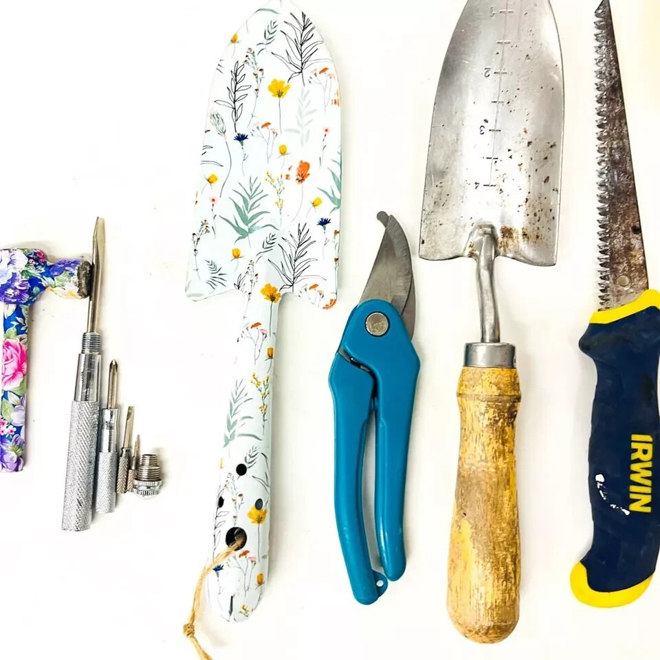 11Pc Gardening Tools Kit For Home Drywall Jab Saw, Safety Floral Hammer and More
