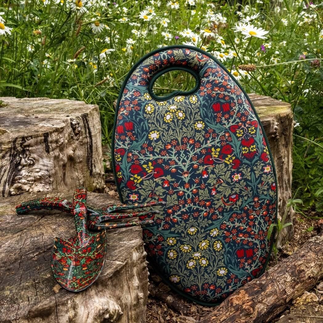 Robert Frederick Orange Grove Gardening Tool & Kneeler Set – William Morris Blac