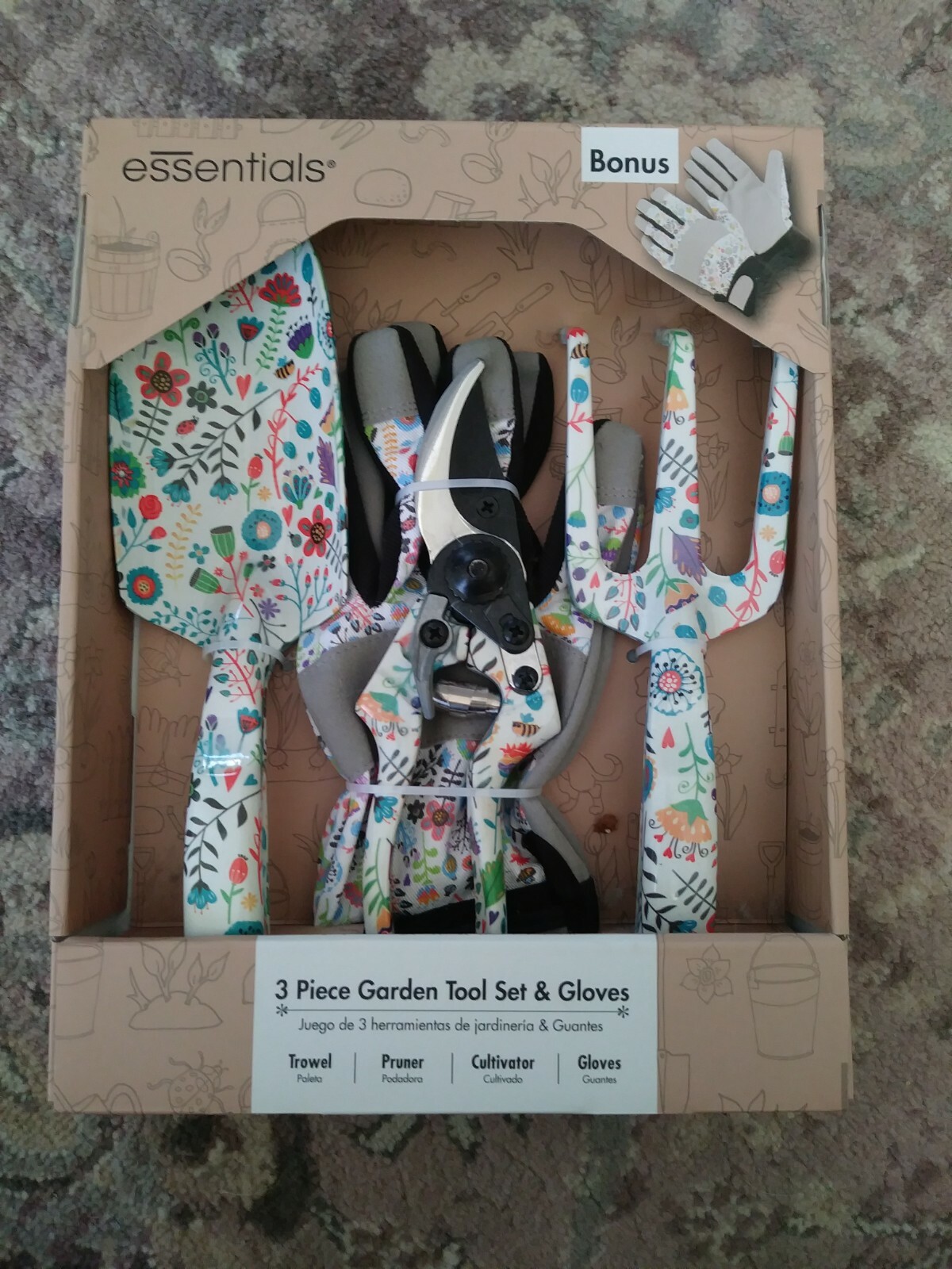 ESSENTIALS 3 PIECE GARDEN TOOL SET Bonus Gloves, Trowel, Pruner, Cultivator
