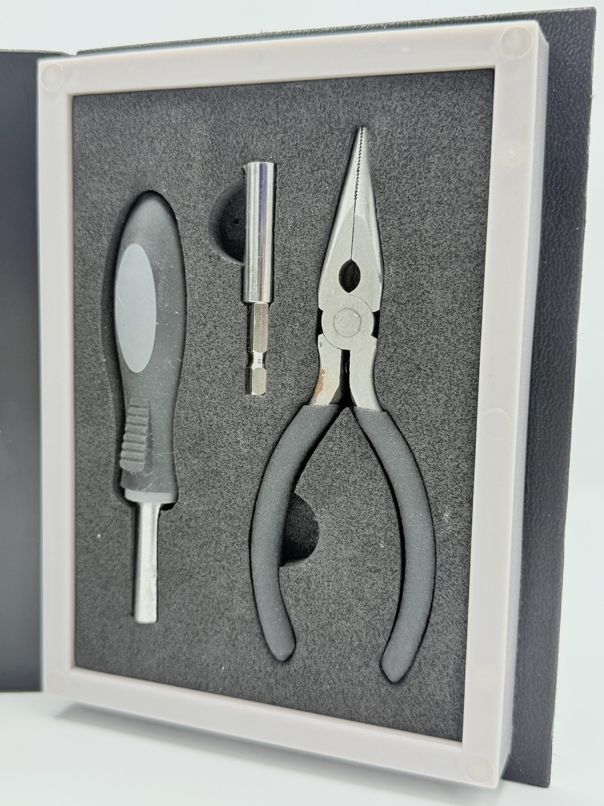 BOOK SIZED COMPACT TOOL SET – 24 PIECE SET – FOR HOME, DORM, DIY – PRE-OWNED