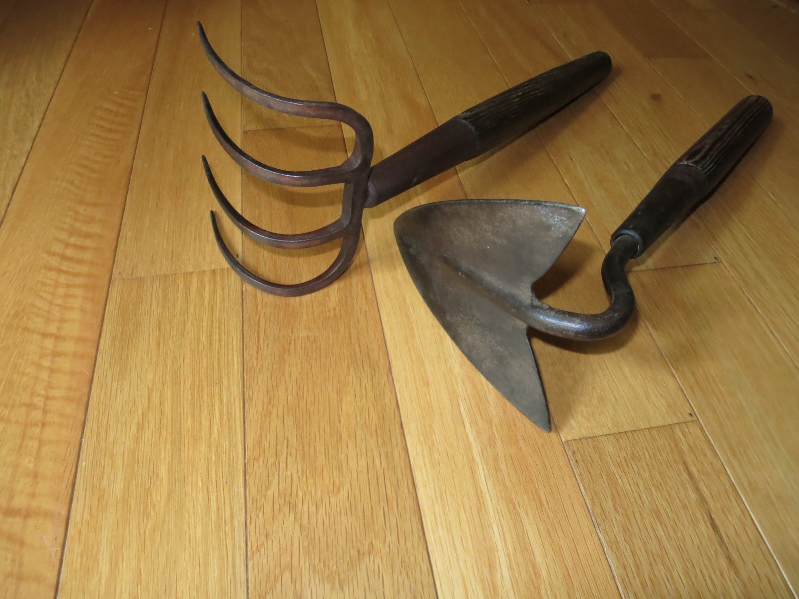 Vintage Wood Long Handle Garden Tools Tine Hoe lot