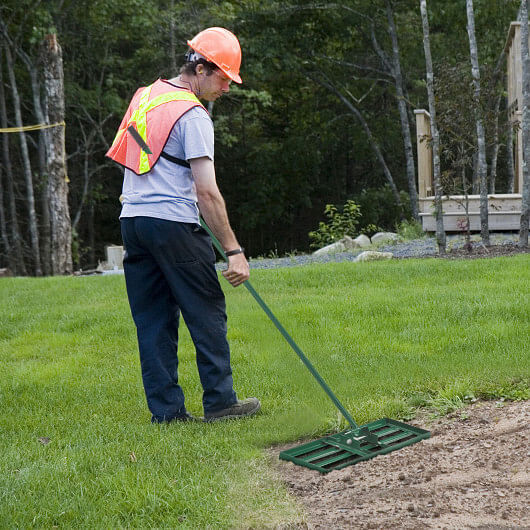 30 x 10 Inch Lawn Leveling Rake with Ergonomic Handle-Green – Color: Green