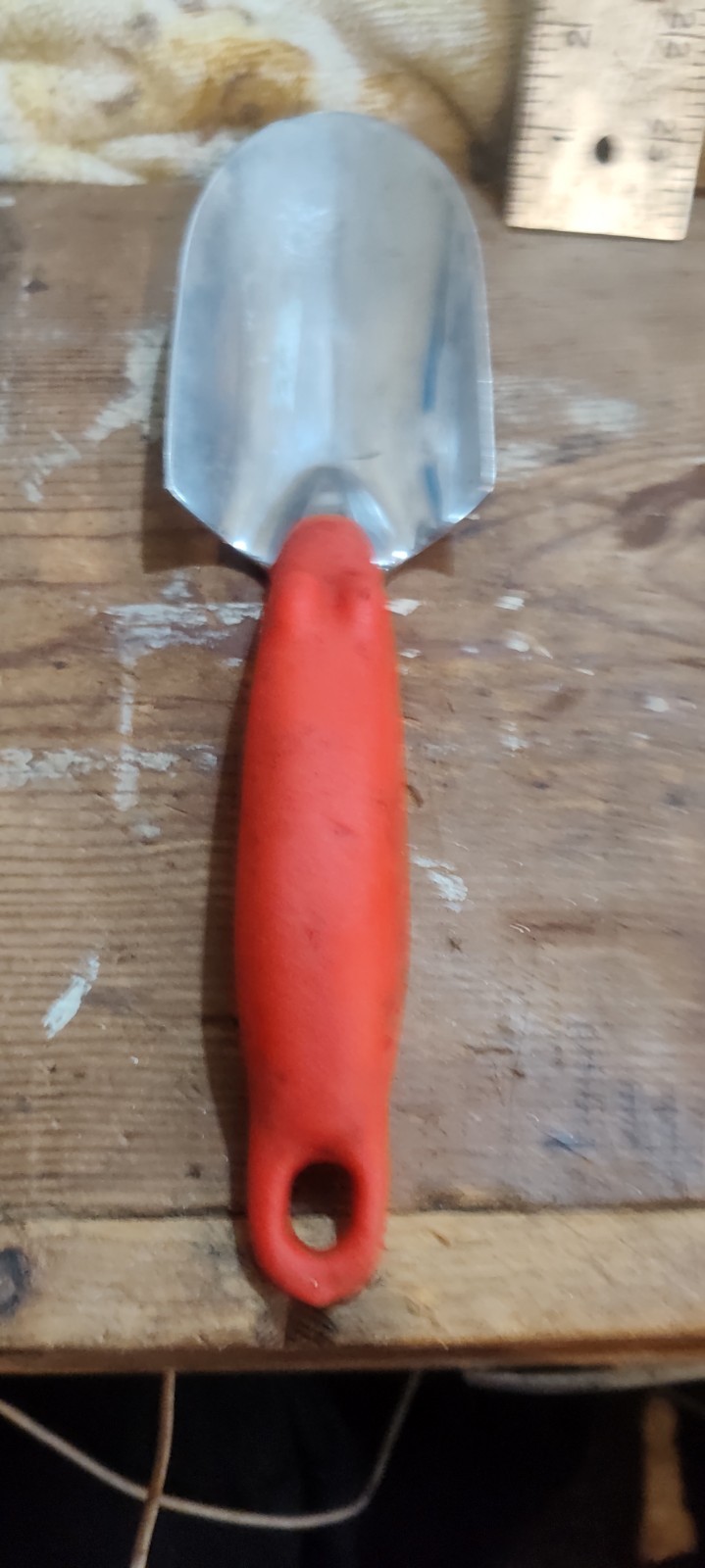 Corona Comfort CT3010 G Hand Trowel Orange 3” Wide Blade