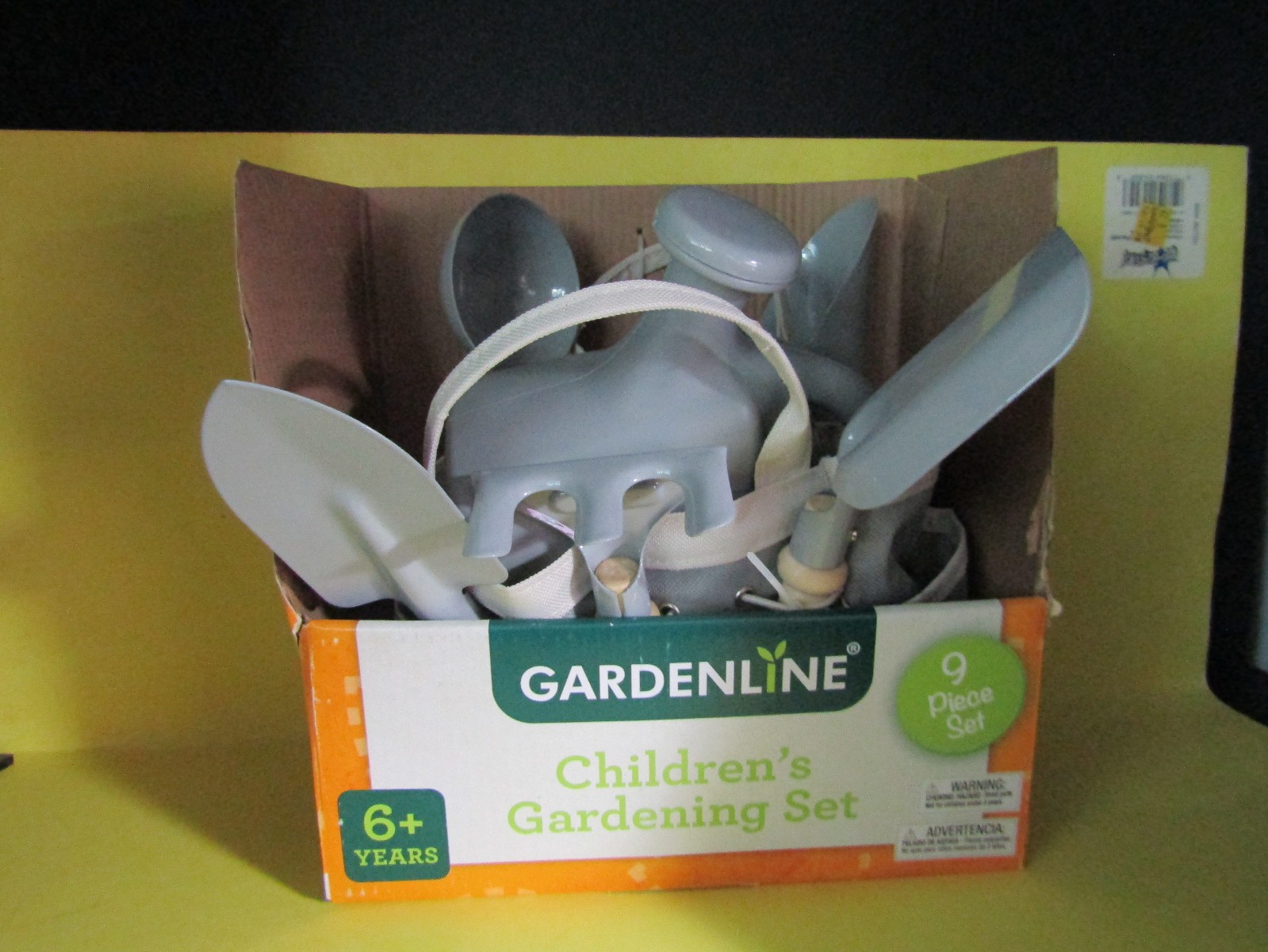 Gardenline 9 Piece Childrens Gardening Set 6+ Years New in Box