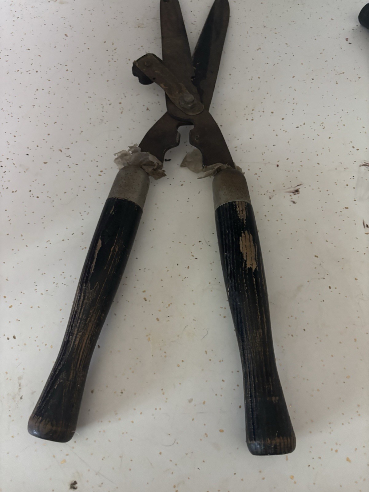 Two pair Vintage glass clippers one with and one on branded