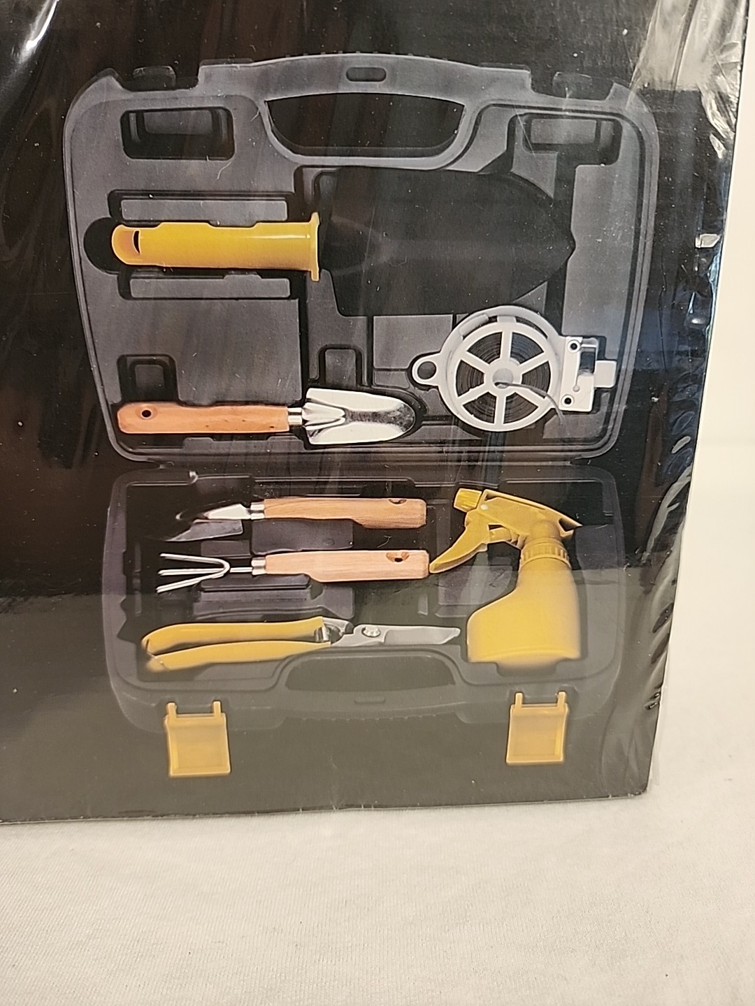 FARM & RANCH TOOLS 7 Piece Garden Tool Set in STORAGE CASE New in Package Sealed
