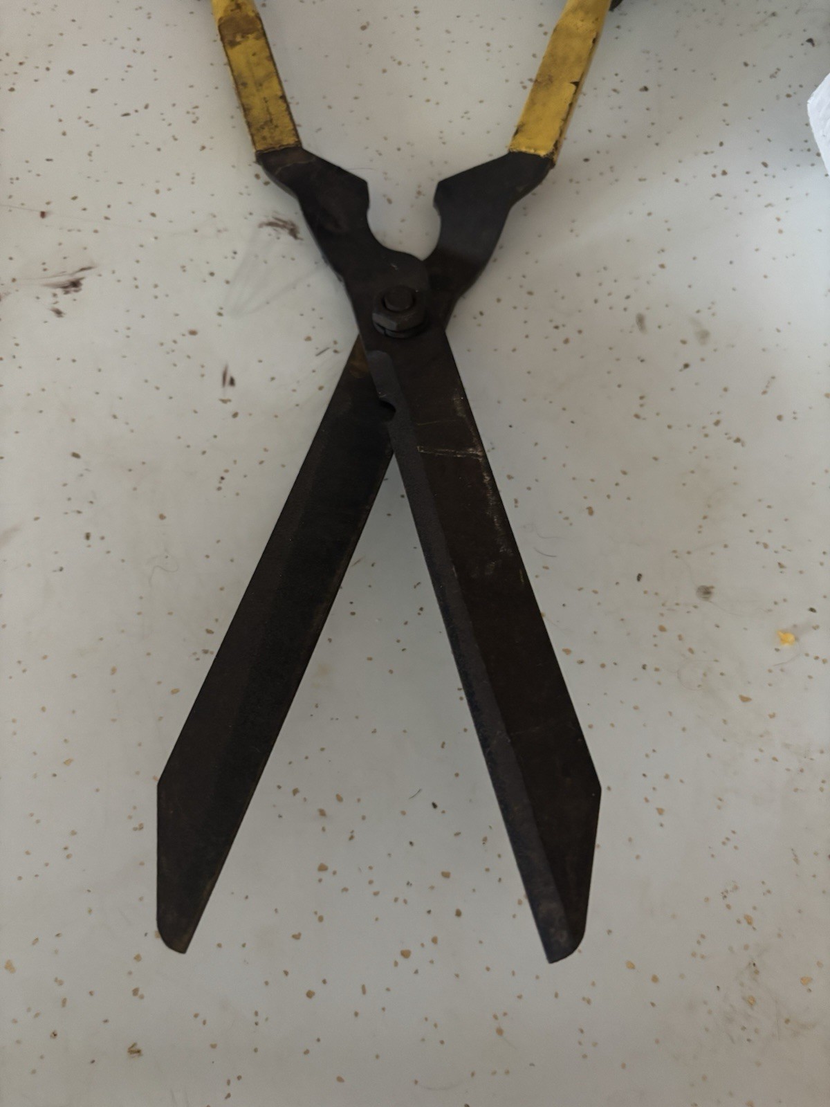 Two pair Vintage glass clippers one with and one on branded