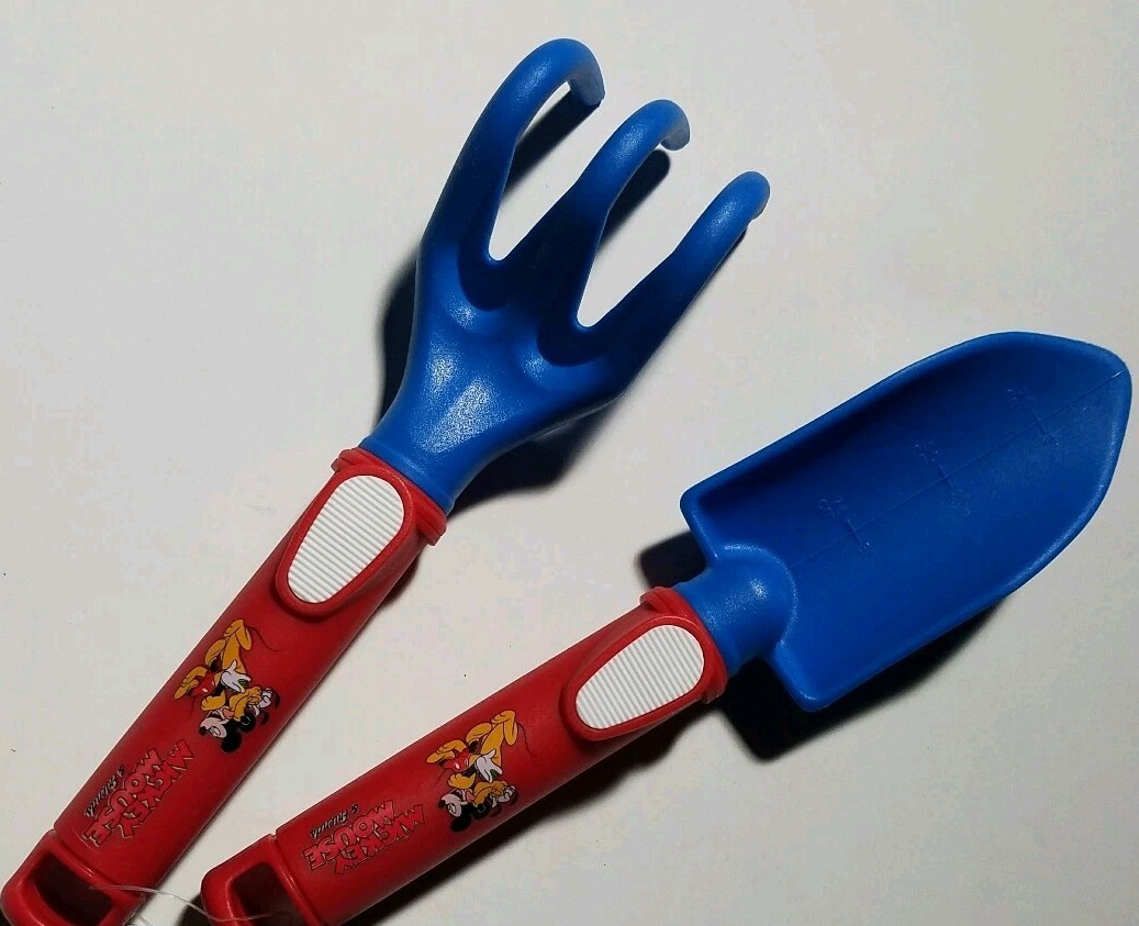 New Kids Gardening Set Disney Mickey Mouse Trowel & Cultivator (SHIPS FREE)