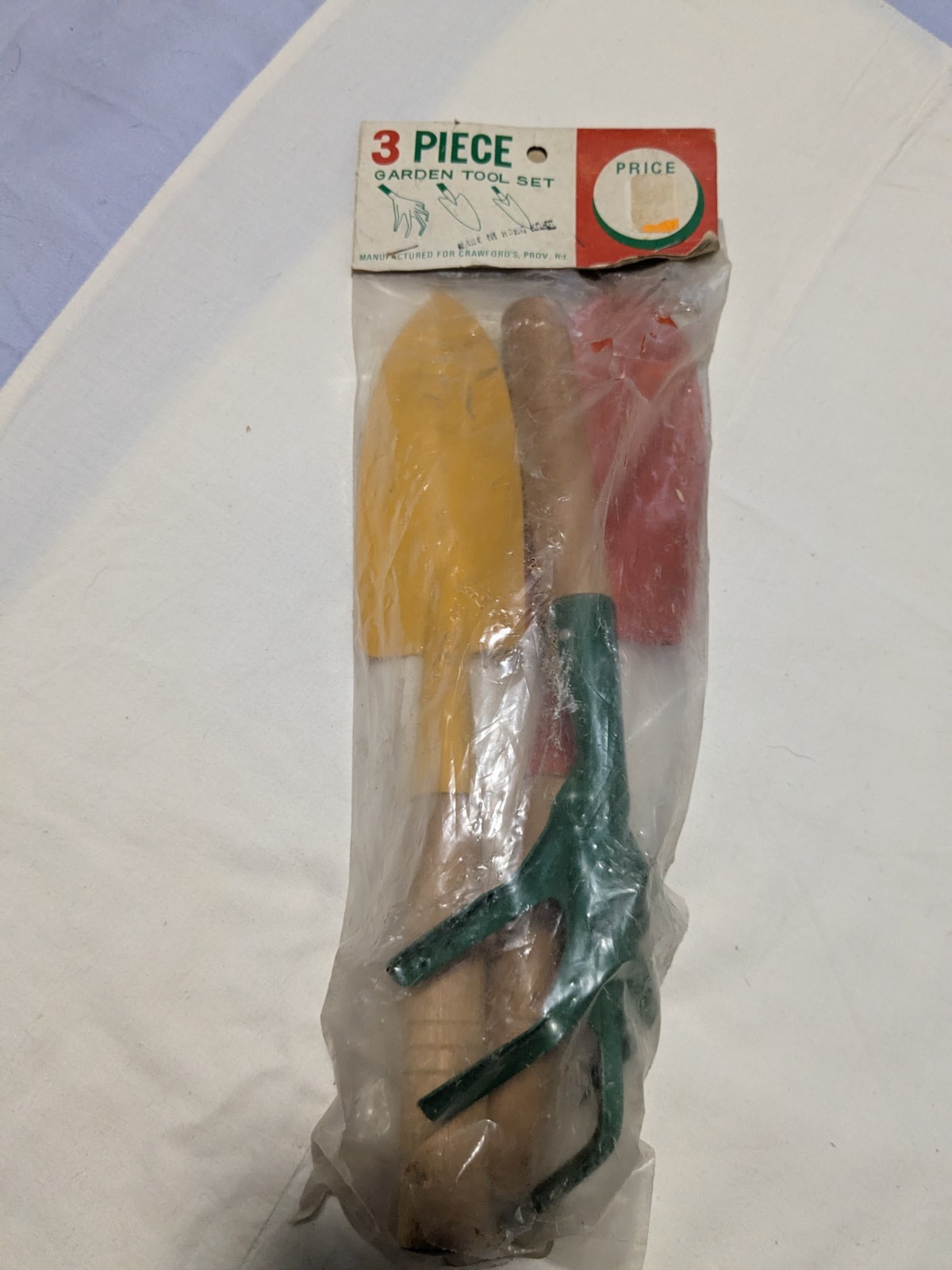 2×3-Piece Garden Tool Set: Trowel, Shovel & Cultivator, Painted. Made Hong Kong
