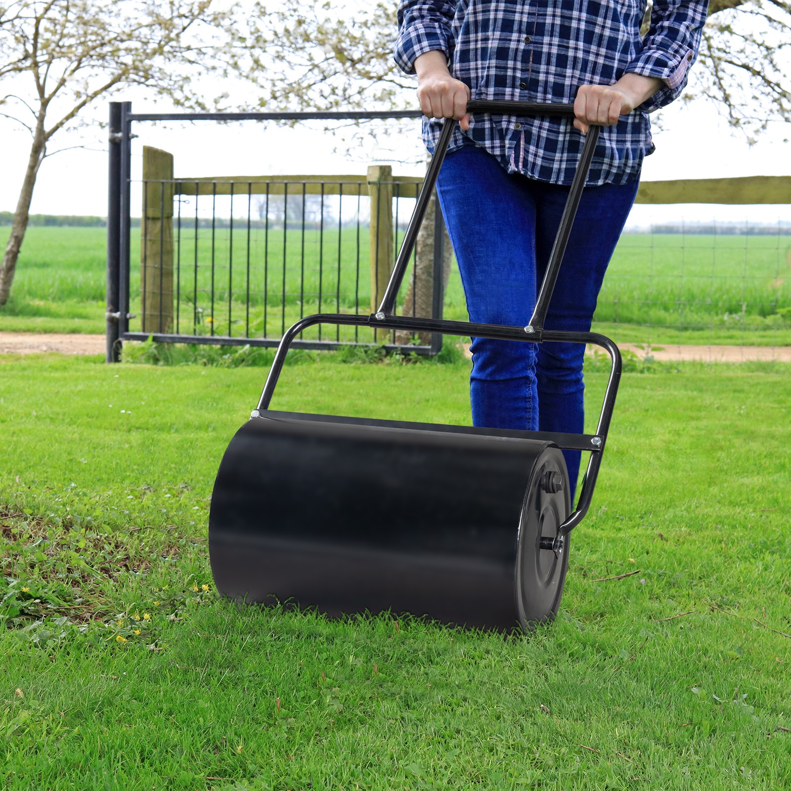 19.5in Lawn Roller Iron Cylindrical Black