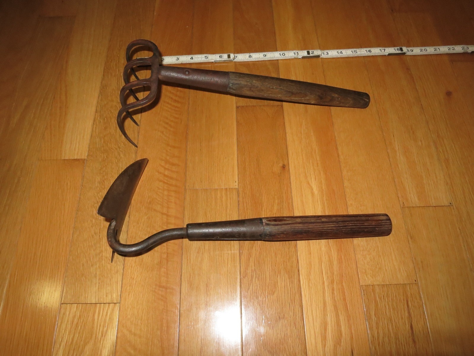 Vintage Wood Long Handle Garden Tools Tine Hoe lot