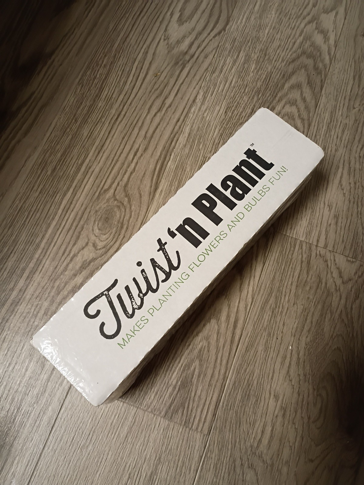 Proven Winners PW Twist N Plant Auger White New In Box