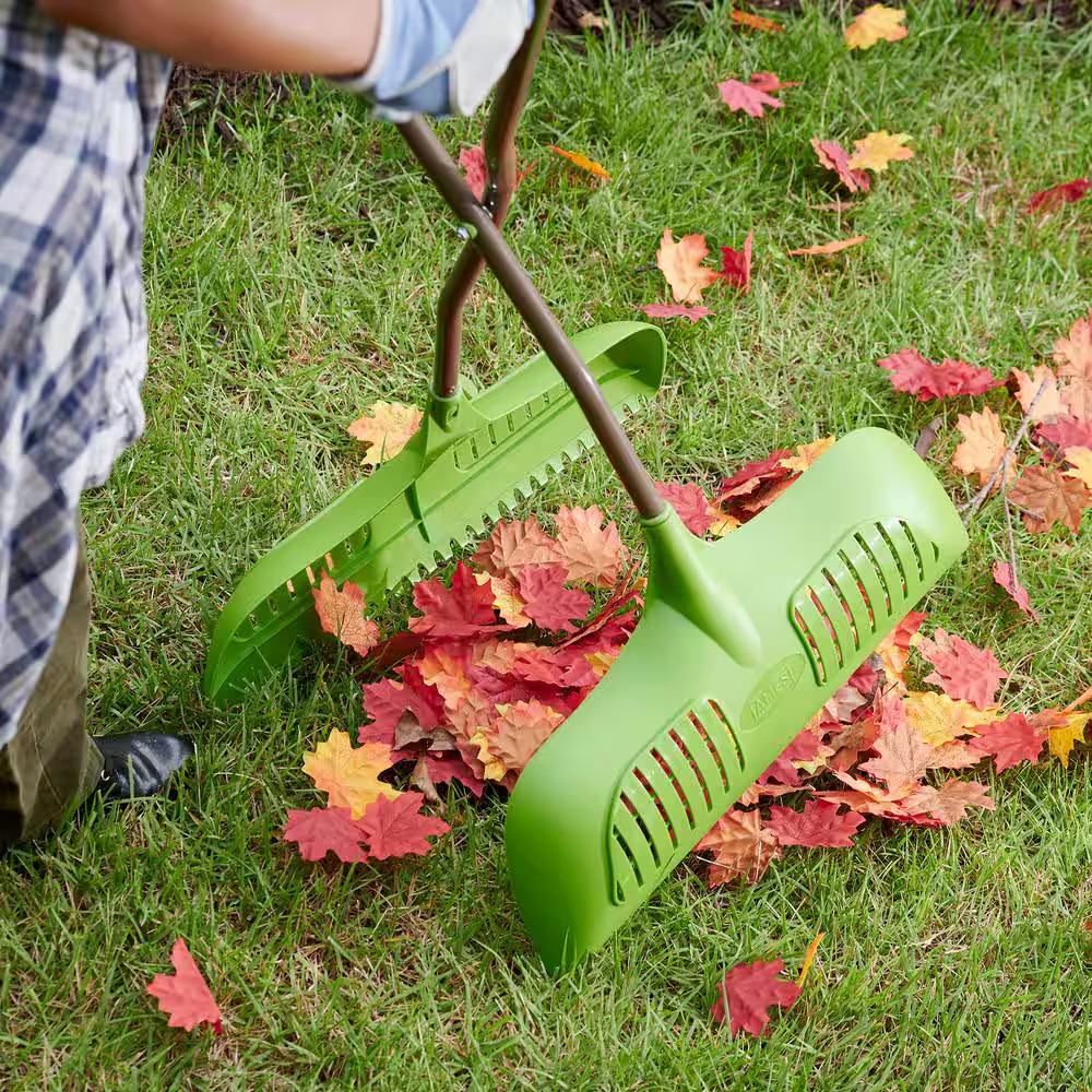 38 In. L Handle Leaf Collecting Tool