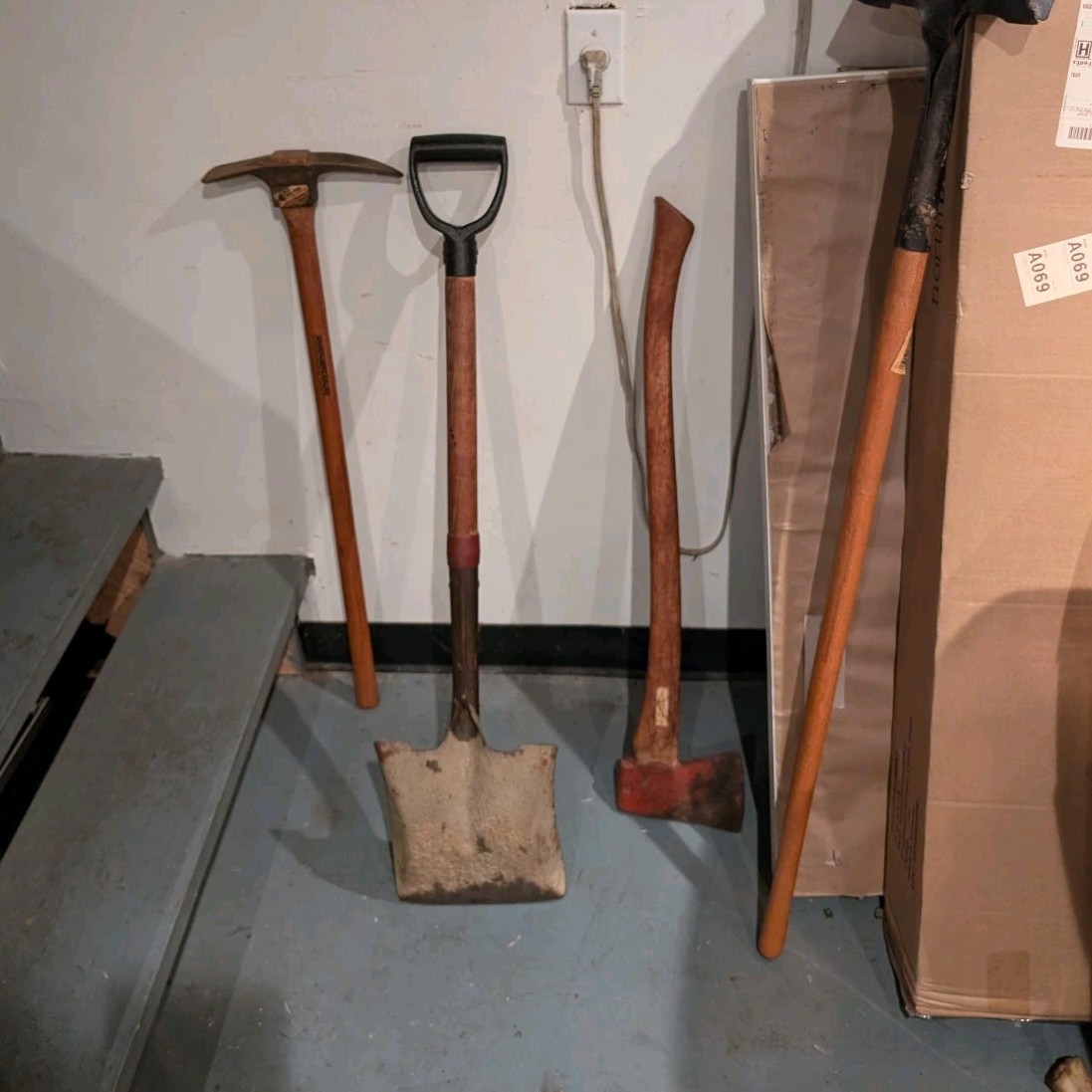 4-Piece Mixed Garden Tool Set – Pick, Shovel, Axe, Shovel – Used